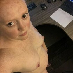 Karen M from New Mexico. Help this webslut become famous