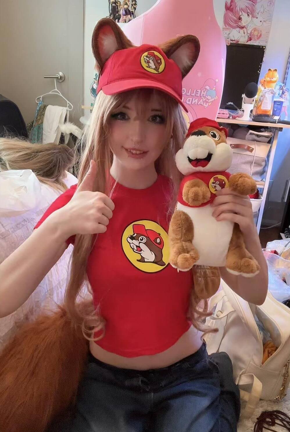 Beautiful Buc-ee's Gas Station Girl Whore Mascot Cosplay #FGK0G2n3
