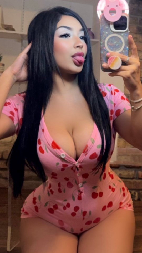 latina 18 thot #v55o52oo