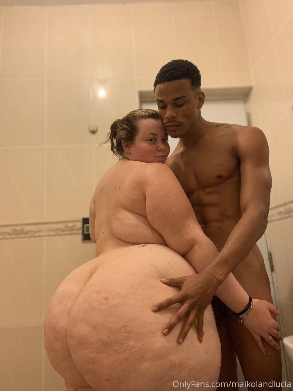 Monster Booty Twins #FLIpnSAs