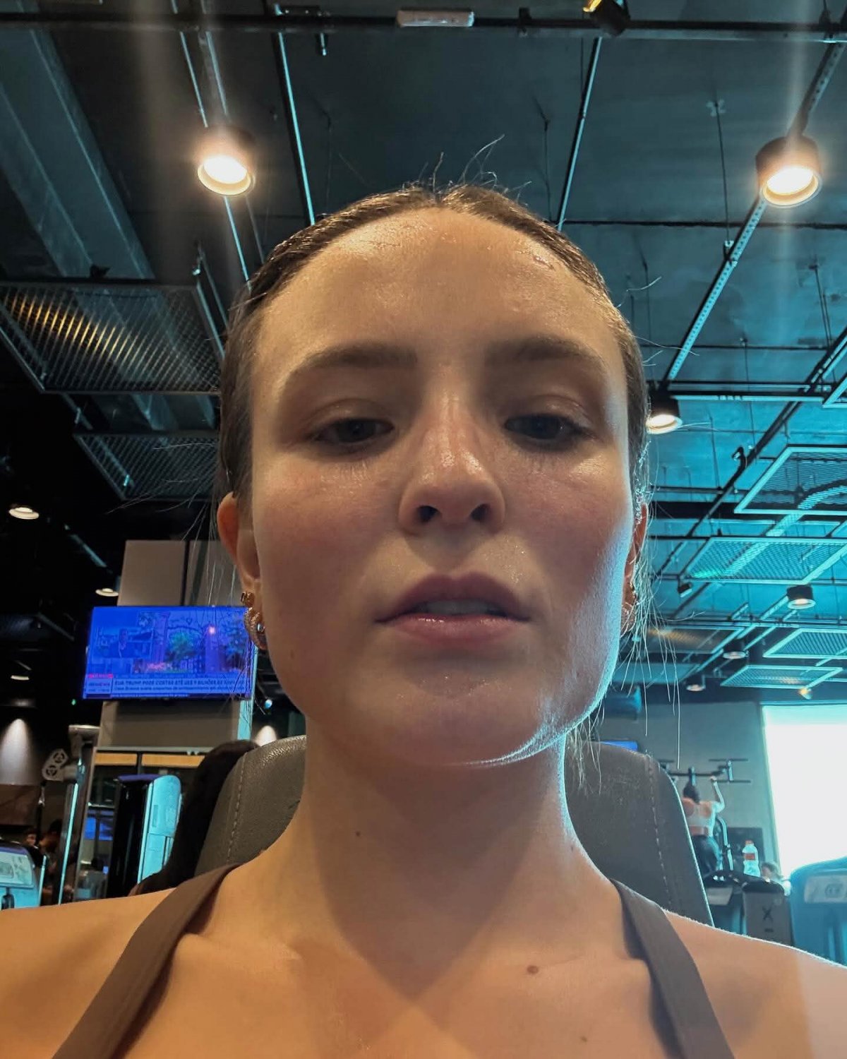 Perfeitas fotos na Larissa...Larissa Manoela famosa muito linda e deliciosa #CE9FnUwh