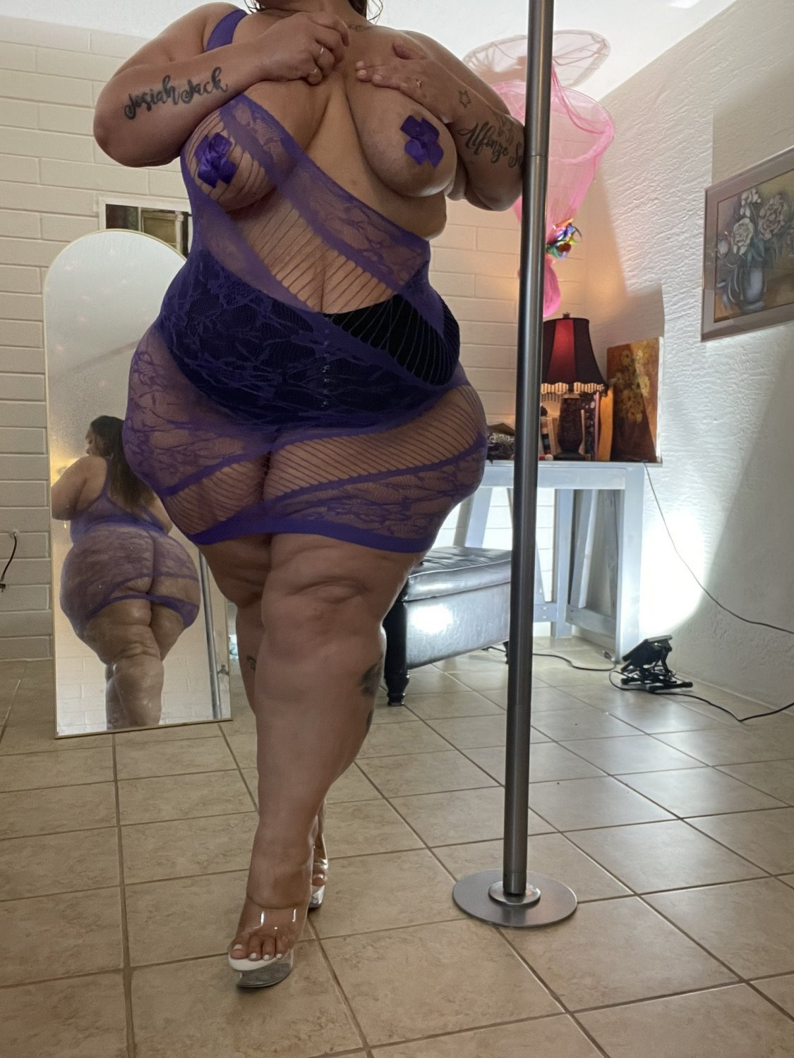 Superstar SSBBW IV #1XQsAnwn