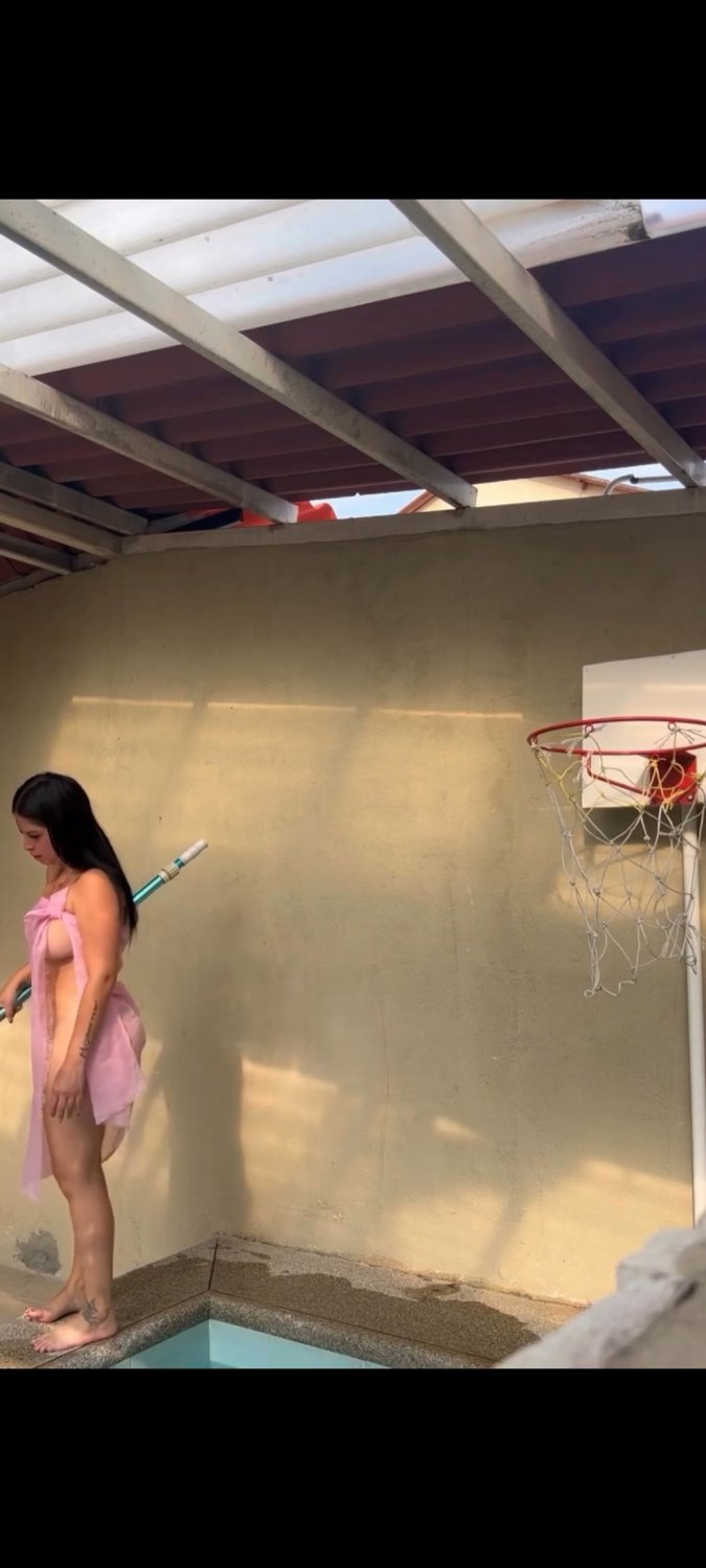 mi tía bañándose #88AJxRVM