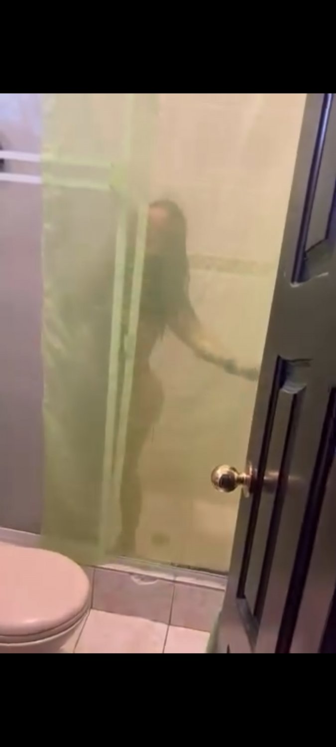 mi tía bañándose #cTyaifrP