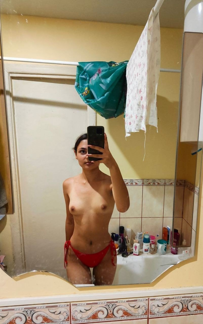 Cute 😍 Petite Slut #VU8LQ9jG