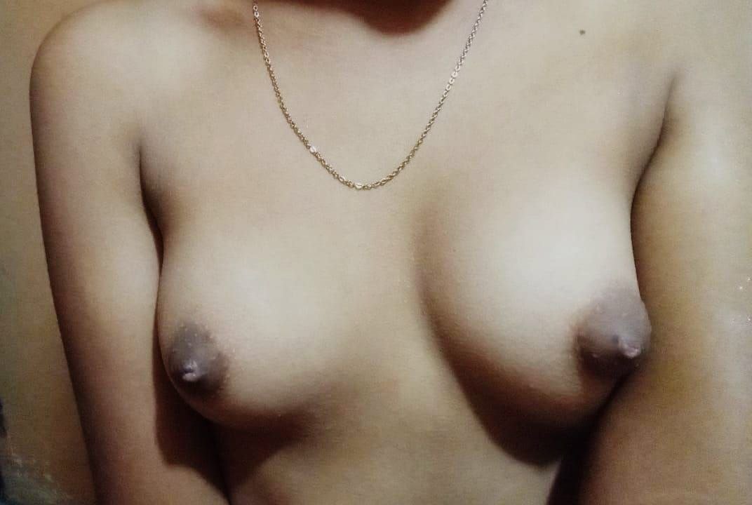 Morra caliente #WR3tQkUc