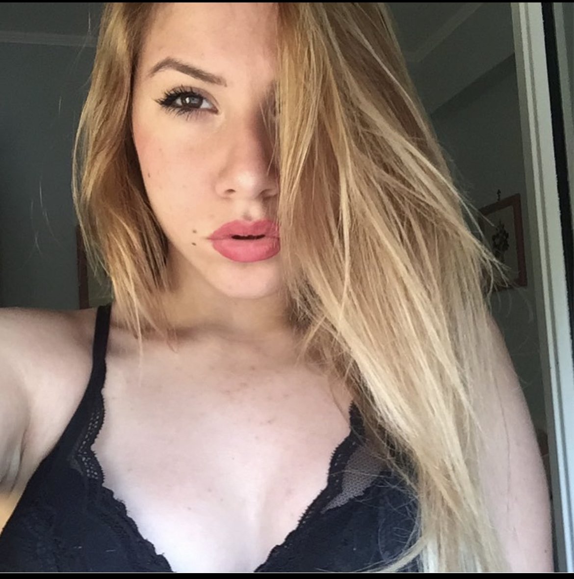 User needs his Italian sister tributed 🇮🇹 - tribute request - REPOST PLS! #ieARATpz