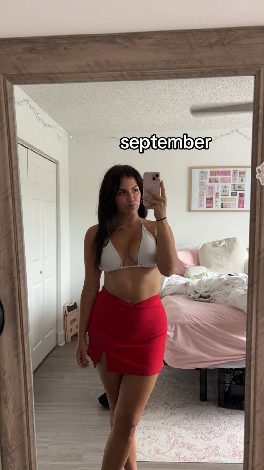 College girl strips showing her natural thick body #odd4maP2