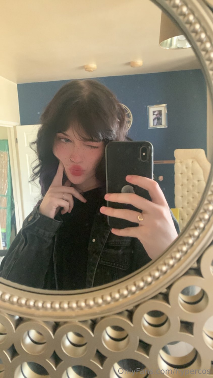 Trans femboy hour #p374zPy3